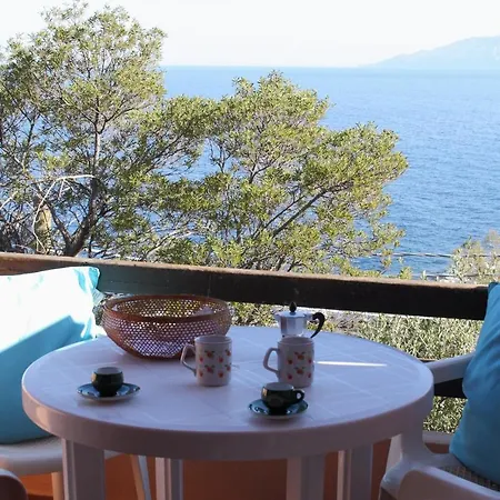 Panoramic And Romantic Daire Cala Gonone